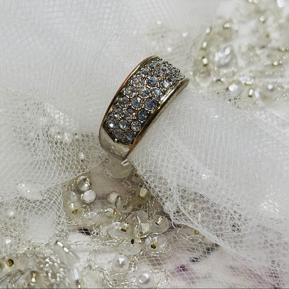 Gold color rhinestone diamond ring - Picture 2 of 10